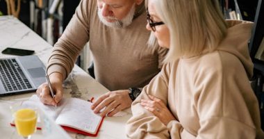 pexels-yankrukov-6818298